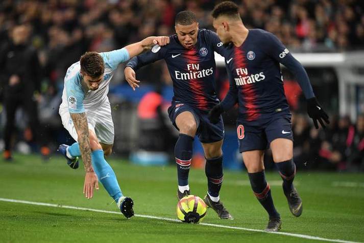 欧冠焦点战:巴黎圣曼 VS 亚特兰大,法甲豪门与意甲劲旅的实力比拼