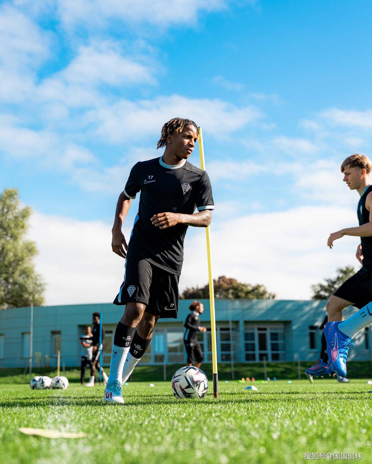 法甲前瞻比分预测:里昂VS昂热