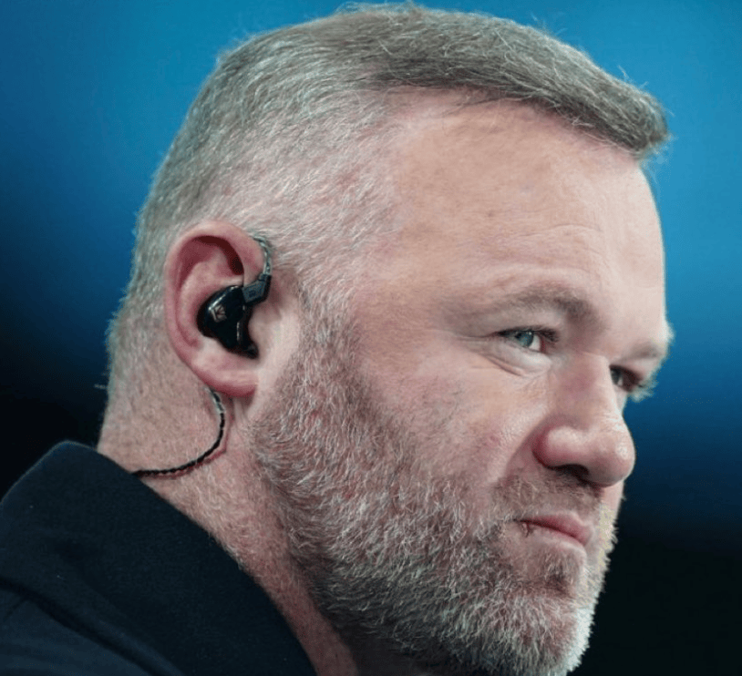 曼联名宿质疑萨拉赫:没有职业道德,利物浦重金引援让他不开心了