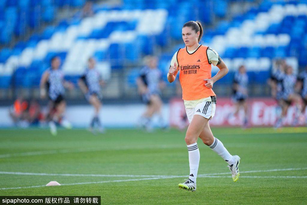 阿尔巴·雷东多闪耀欧冠,助皇马女足大胜罗马