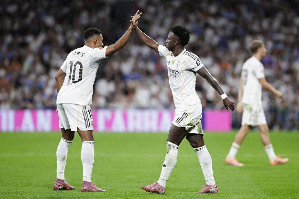 别吓我!皇马过气头牌也被套现?沙特土豪已就位伯纳乌真要变天?